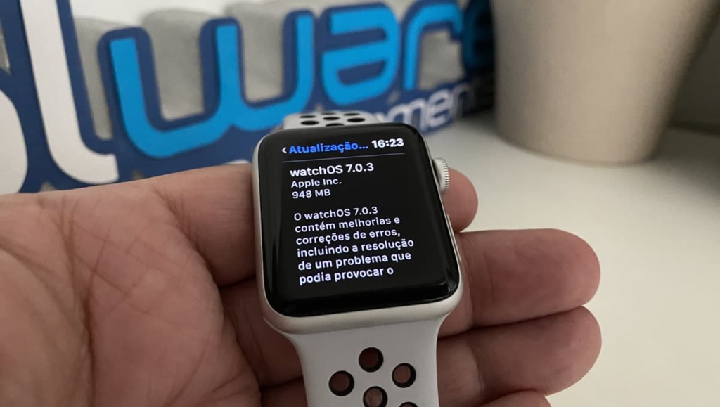 Apple lança watchOS 7.0.3 apenas para o Apple Watch Series 3