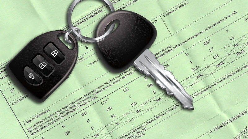 É oficial! Dístico do seguro do carro deixa de ser verde e agora é branco