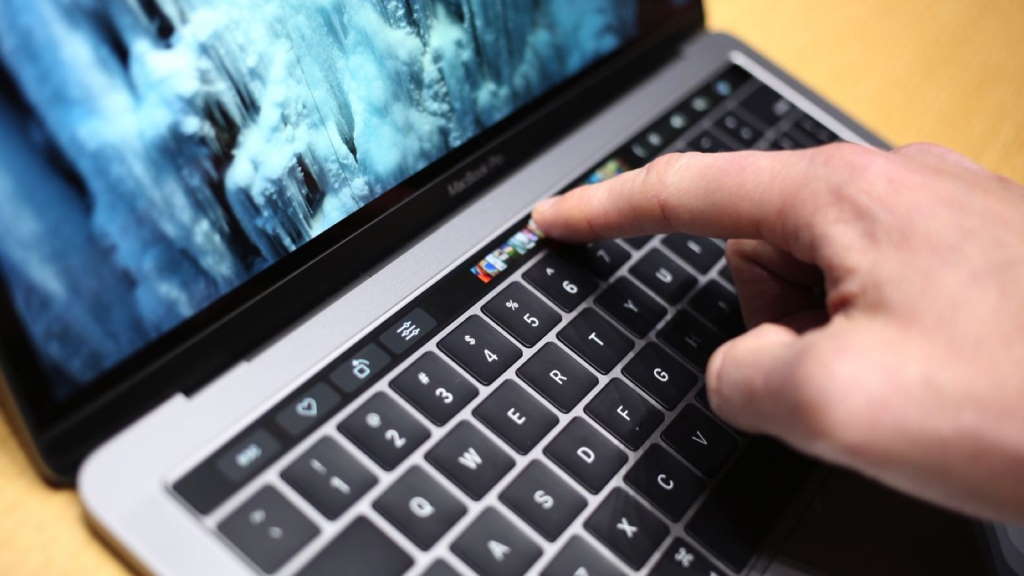 Chip de segurança T2 da Apple foi quebrado por hackers e tem jailbreak feito