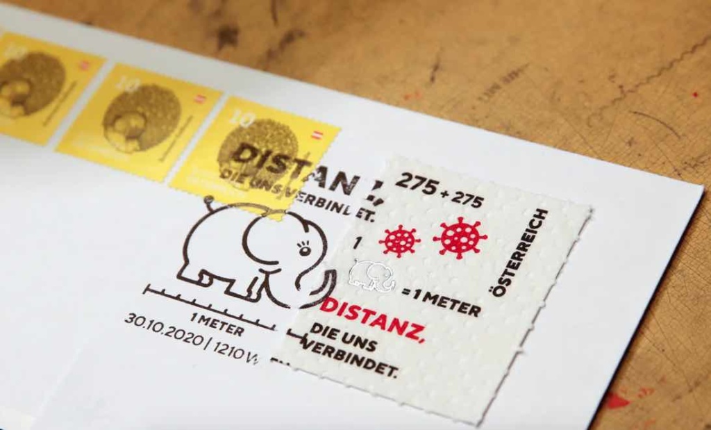Serviço de correios austríacos criam “selo corona” impresso em papel higiénico