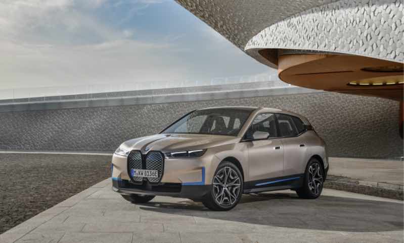 BMW iX: Novo elétrico com tecnologia 5G (mas não é o que está a pensar)