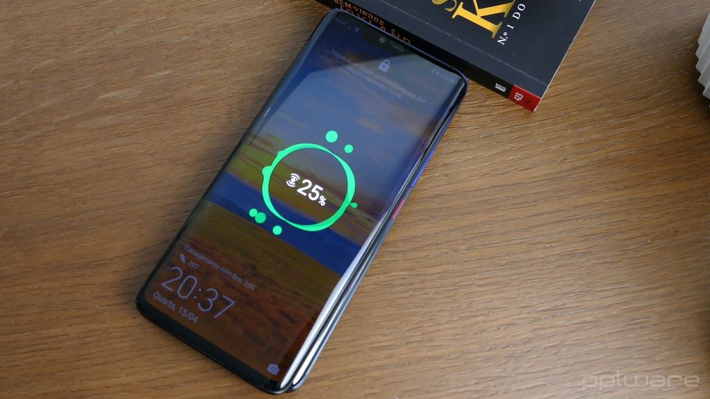 Carregamento de bateria de smartphones a 200W chega em 2021. Mas porquê?