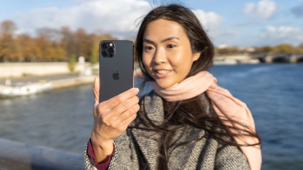 iPhone 12 Pro: Testes da DxOMark à câmara frontal voltam a ficar abaixo da concorrência