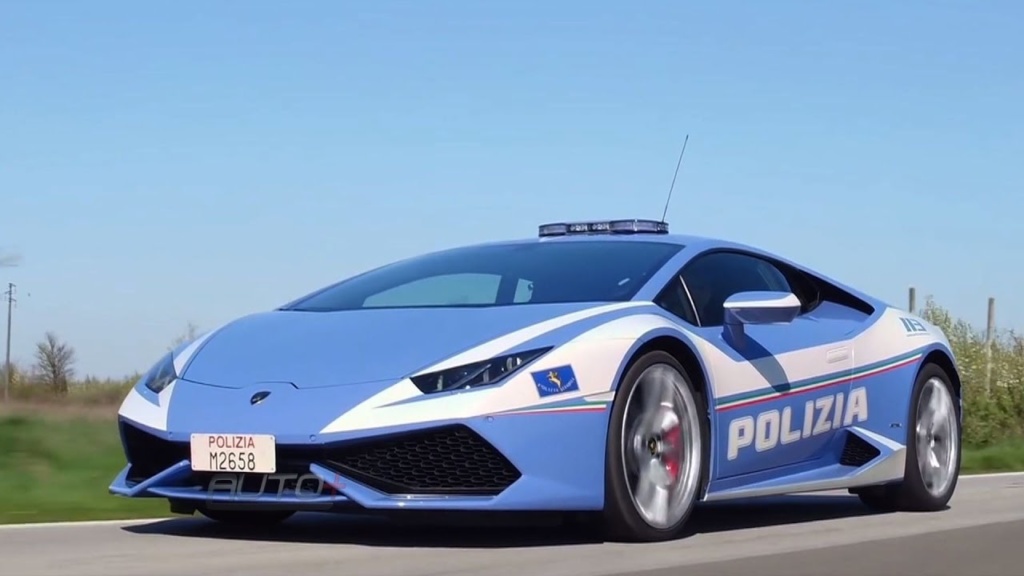 Polícia entrega rim num Lamborghini a mais de 230 km/h