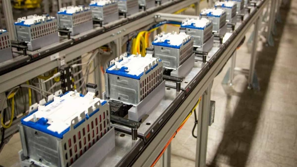 Amazon entra no negócio da reciclagem de baterias de carros elétricos