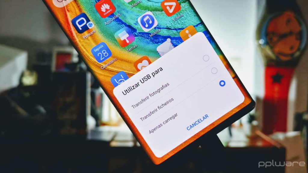 Dica: Escolha o que acontece ao ligar um cabo USB a um smartphone Android