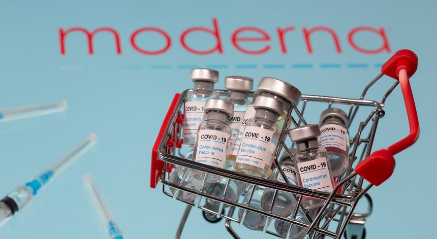 Vacina da Moderna consegue gerar mais anticorpos do que ter COVID-19