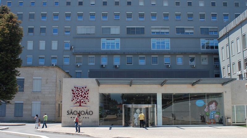 Hospital de S. João recebe pulseiras para prevenir a fuga dos doentes