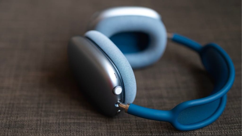 AirPods Max estão a consumir energia de forma absurda em modo standby