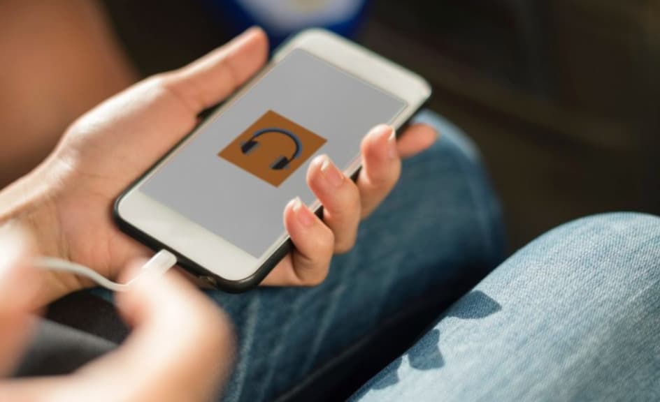 Brasil: Telemóveis feitos no país têm de ter rádio FM