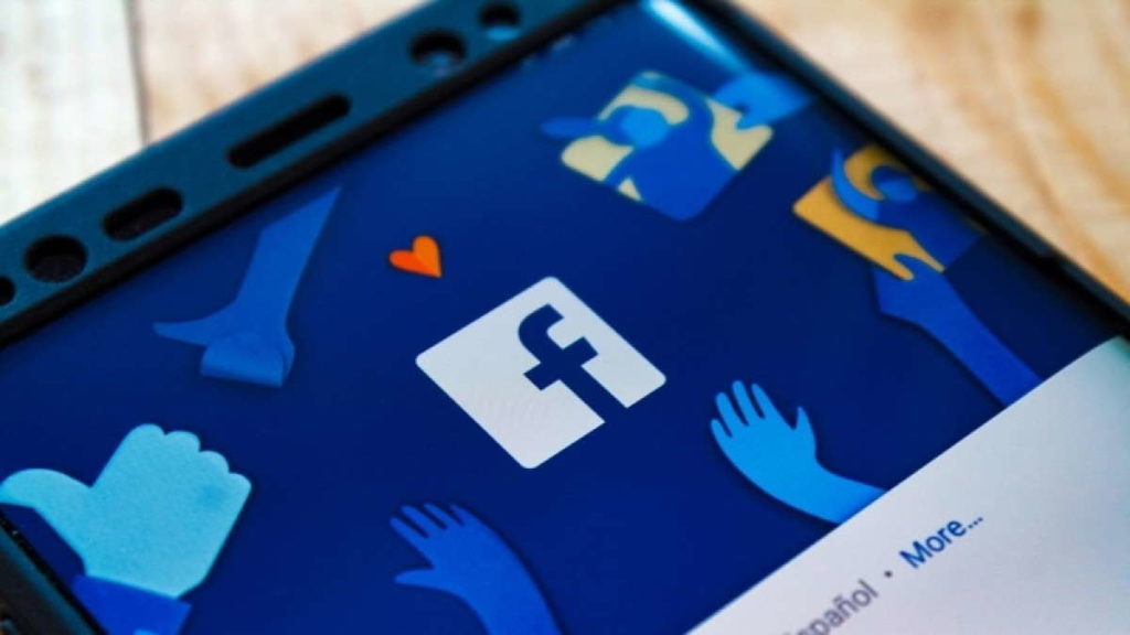 Bot do Telegram vende números de telefone de utilizadores do Facebook (também de Portugal)