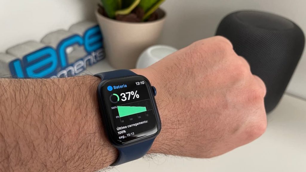 Se o Apple Watch continuar com problemas de carregamento, a Apple repara gratuitamente