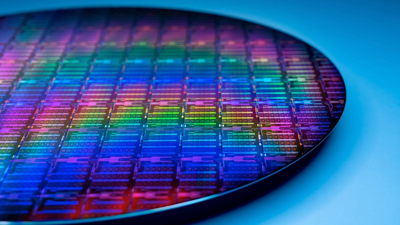Intel vai construir mais duas fábricas de chips e tornar-se numa rival da TSMC
