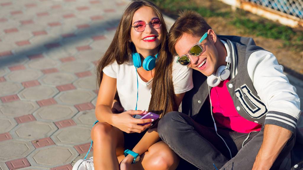 Envio de mensagens no Instagram restrito por idade. Os jovens passam a estar mais seguros?