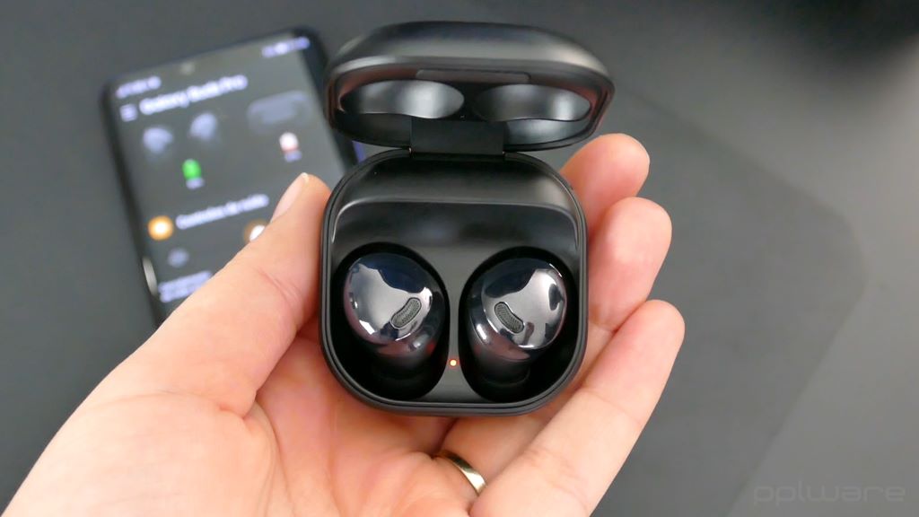 Top 5 earbuds para aproveitar nesta Black Friday