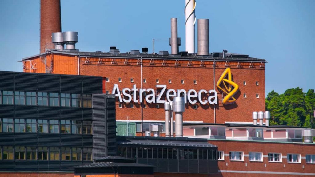 União Europeia prepara ação legal contra AstraZeneca