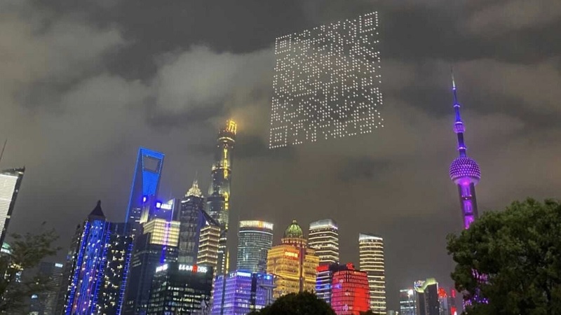 China: Drones exibem códigos QR gigantes no céu para as pessoas descarregarem jogos