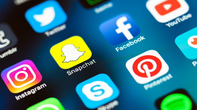Paquistão: Bloqueio total das redes sociais devido a manifestações