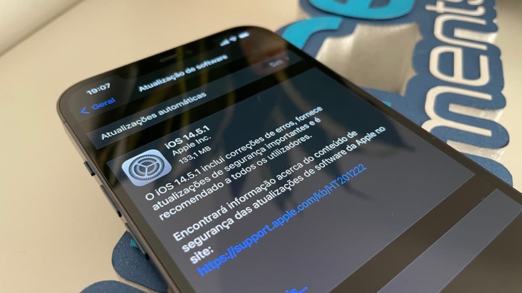 Apple lança iOS e iPadOS 14.5.1 com correções de problemas de segurança