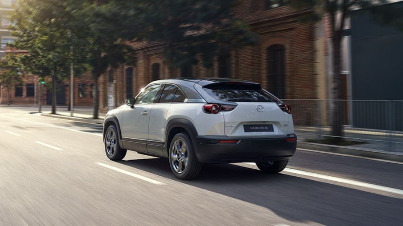 Mazda prevê escalar as suas vendas de carros elétricos de 5 para 25%, em 2030