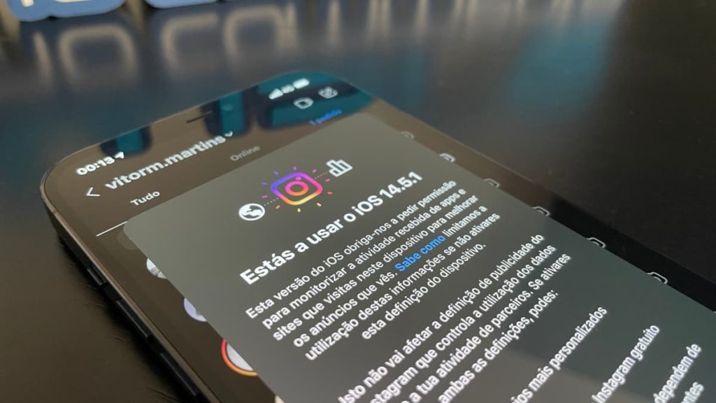 Apple: Mesmo com as regras do iOS há apps que continuam a seguir utilizadores