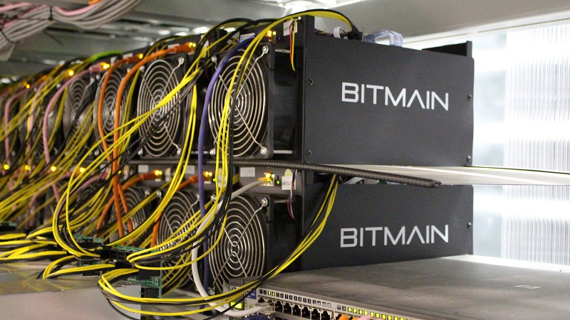 Calor gerado pela mineração de Bitcoins vai aquecer uma cidade no Canadá