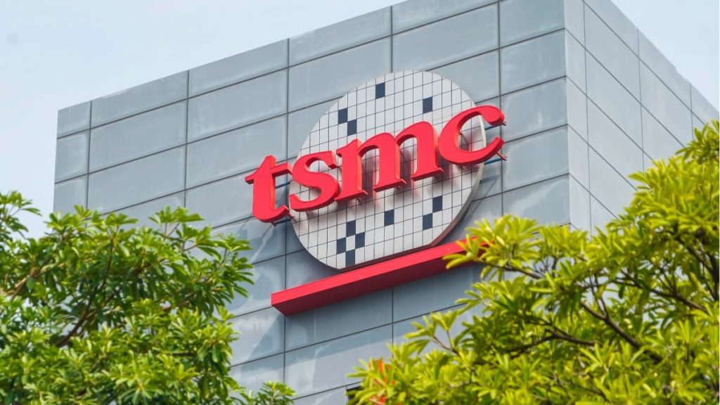 TSMC: “CEO da Intel é muito velho para tornar a empresa numa grande fabricante de novo”