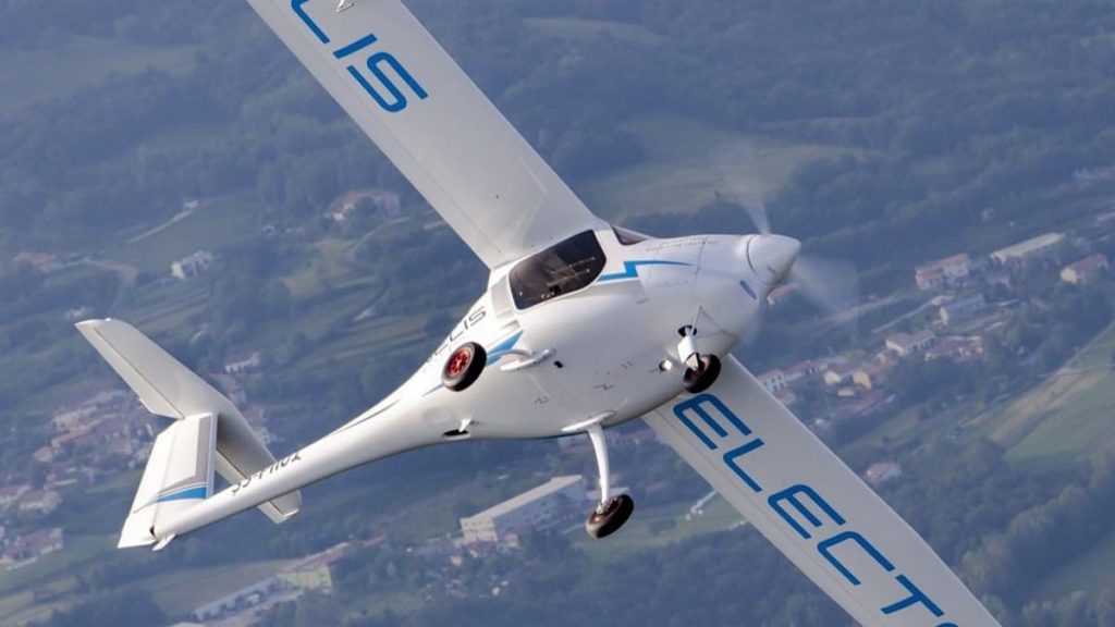 Aviões elétricos a operar pelas Forças Armadas estreiam-se na Dinamarca