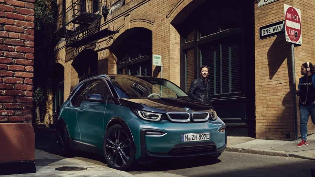 BMW construirá 360.000 postos de carregamento na China