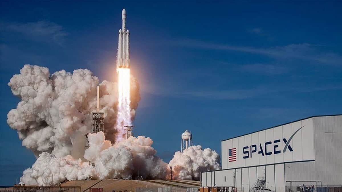 Elon Musk diz que a nave espacial SN16 fará voo hipersónico