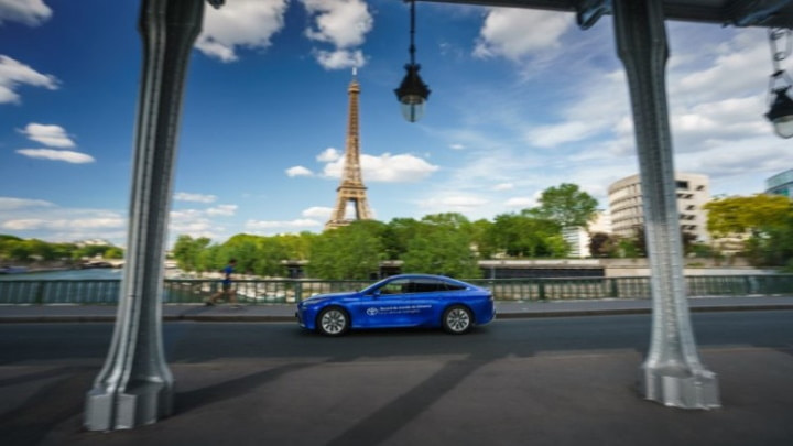 Toyota Mirai na viagem movida a hidrogénio