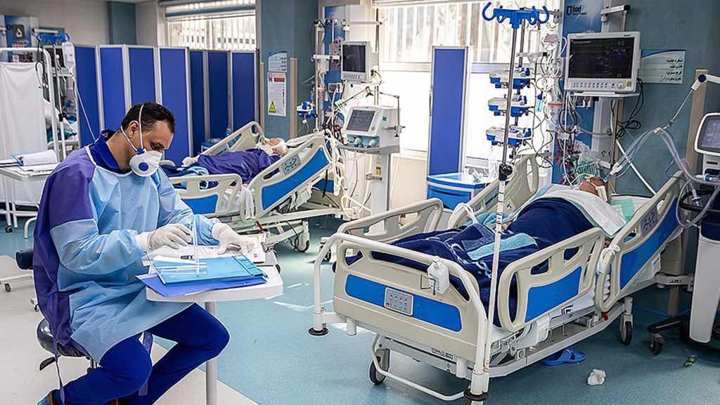 COVID-19: 40% dos doentes mantêm sintomas 3 meses após infeção