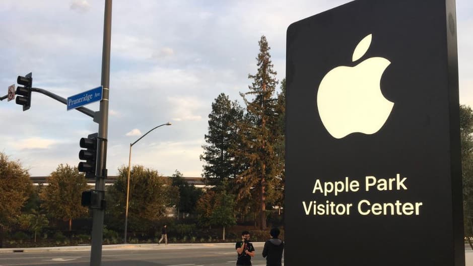 Hacker britânico preso em Espanha por ter “hackeado” a conta oficial da Apple no Twitter