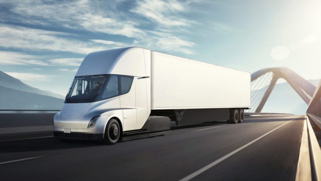 Tesla Semi prepara-se para começar a ser produzido