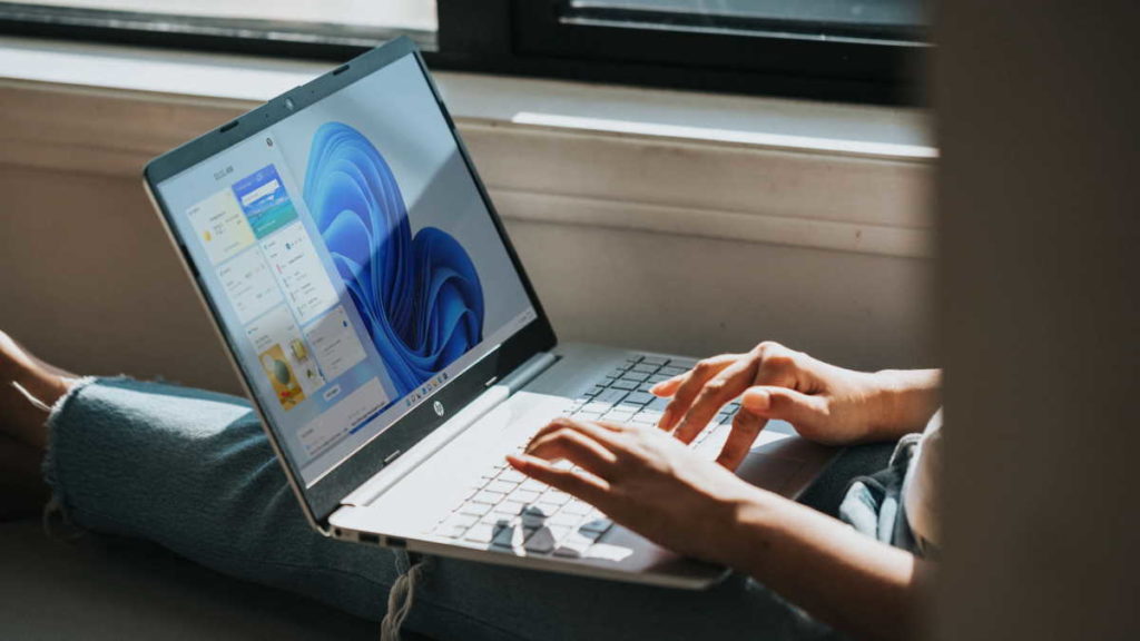 Microsoft não vai impedir a instalação do Windows 11 num PC com hardware mais antigo