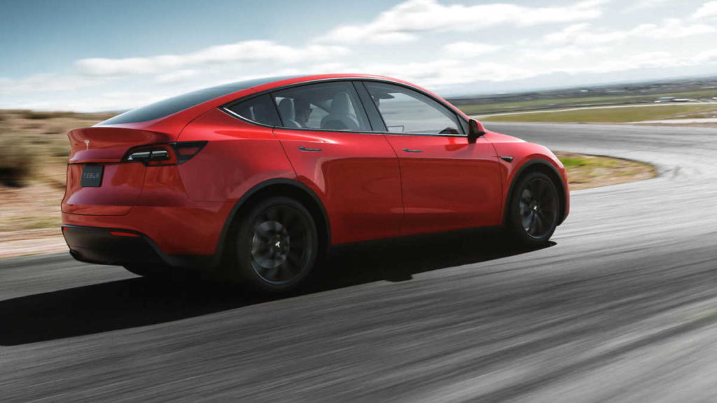 Tesla Model Y vai começar a ser entregue em Portugal já nos próximos dias