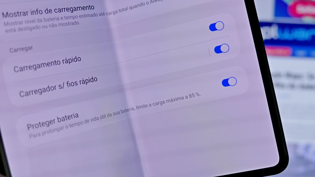 Samsung alarga opção de proteção de bateria aos novos smartphones. Veja como ativar
