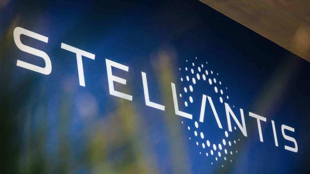 Stellantis anunciou uma rede de carregadores para elétricos na Europa