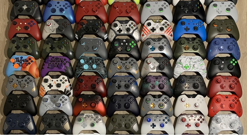 Insólito: Fã da Xbox tem uma coleção com 92 comandos da consola