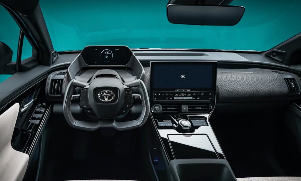 Toyota quer desenvolver o seu próprio sistema operativo para carros