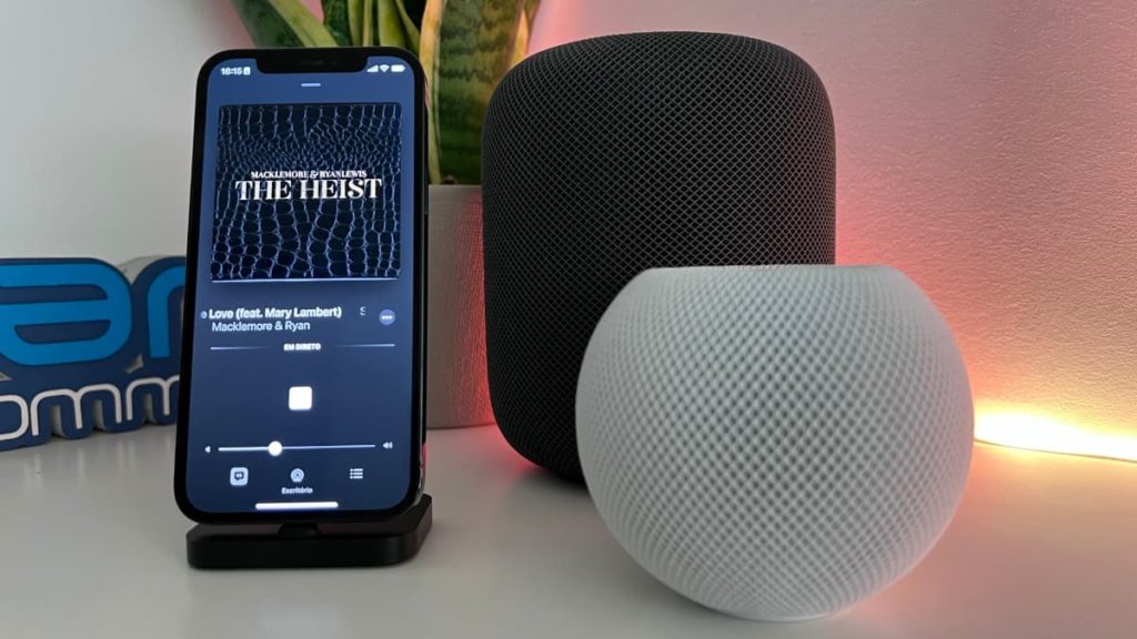 Como activar o Áudio Espacial e Áudio sem perdas no seu HomePod