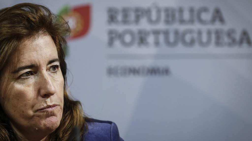 Trabalho não declarado passa a crime com pena de prisão