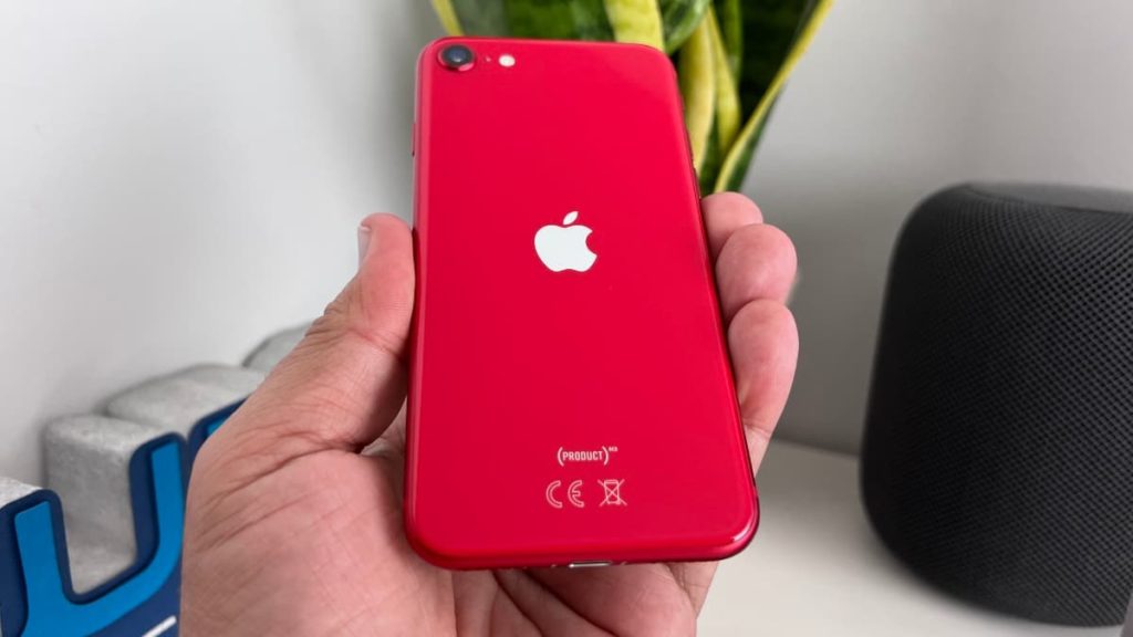Apple: Rumores referem iPhone SE 3 com LCD na próxima primavera
