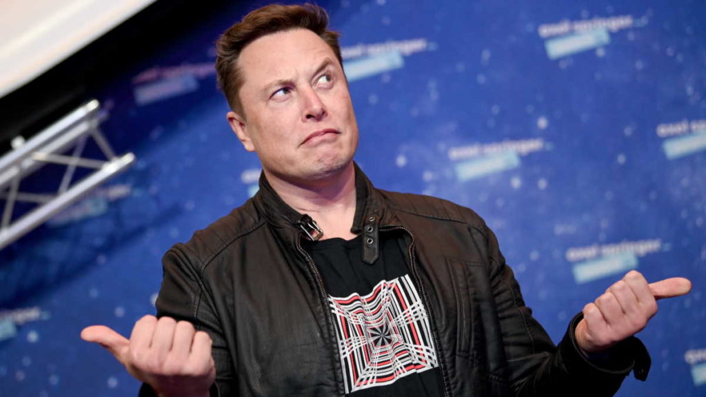 Musk criticado pelo risco de colisão entre a Starlink e a estação espacial chinesa