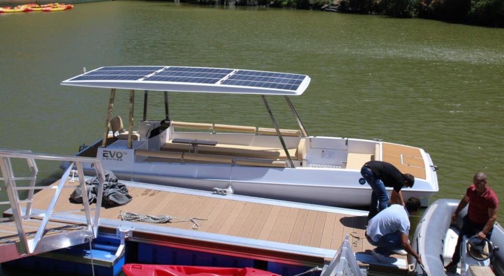Sabia que há um barco eletrossolar a circular no Rio Côa?