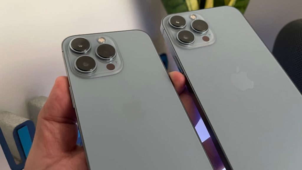 iOS 15.2 beta 2: iPhones 13 Pro recebem botão para alternar modo Macro na app Câmara