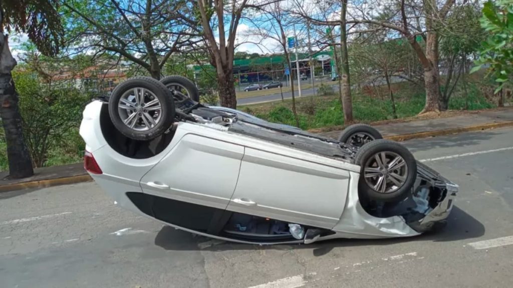 Os iPhones em 2022 vão detetar os acidentes de carro e vão ligar automaticamente o 112