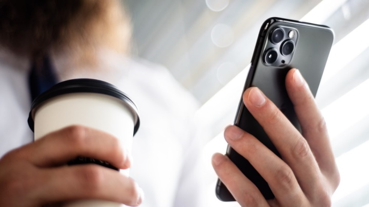 iPhones demoram mais a receber novas funcionalidades – Porquê?