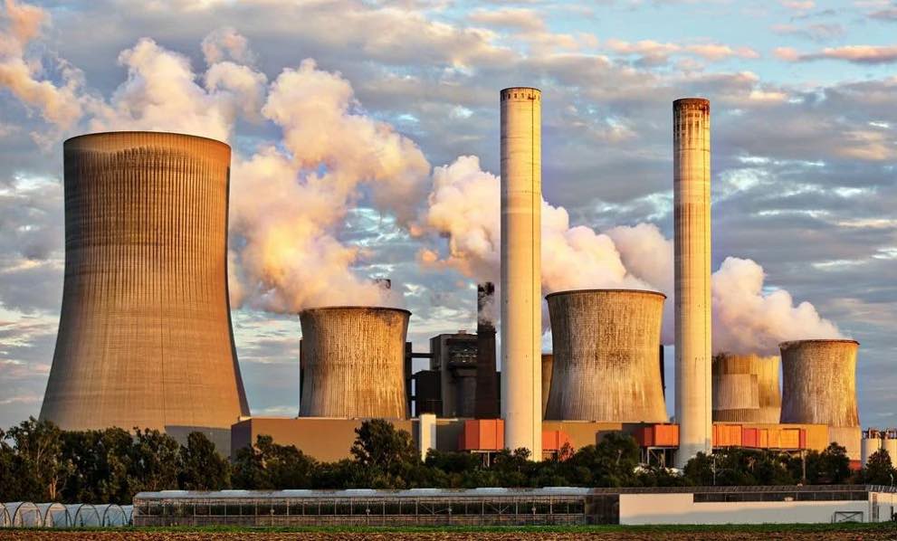 França anuncia novas centrais nucleares! Espanha vai fechar todas…