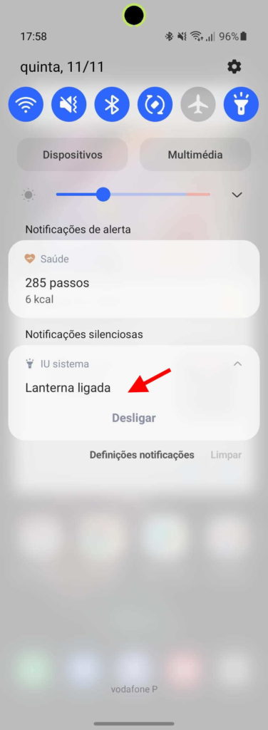 lanterna Samsung One UI luz smartphones